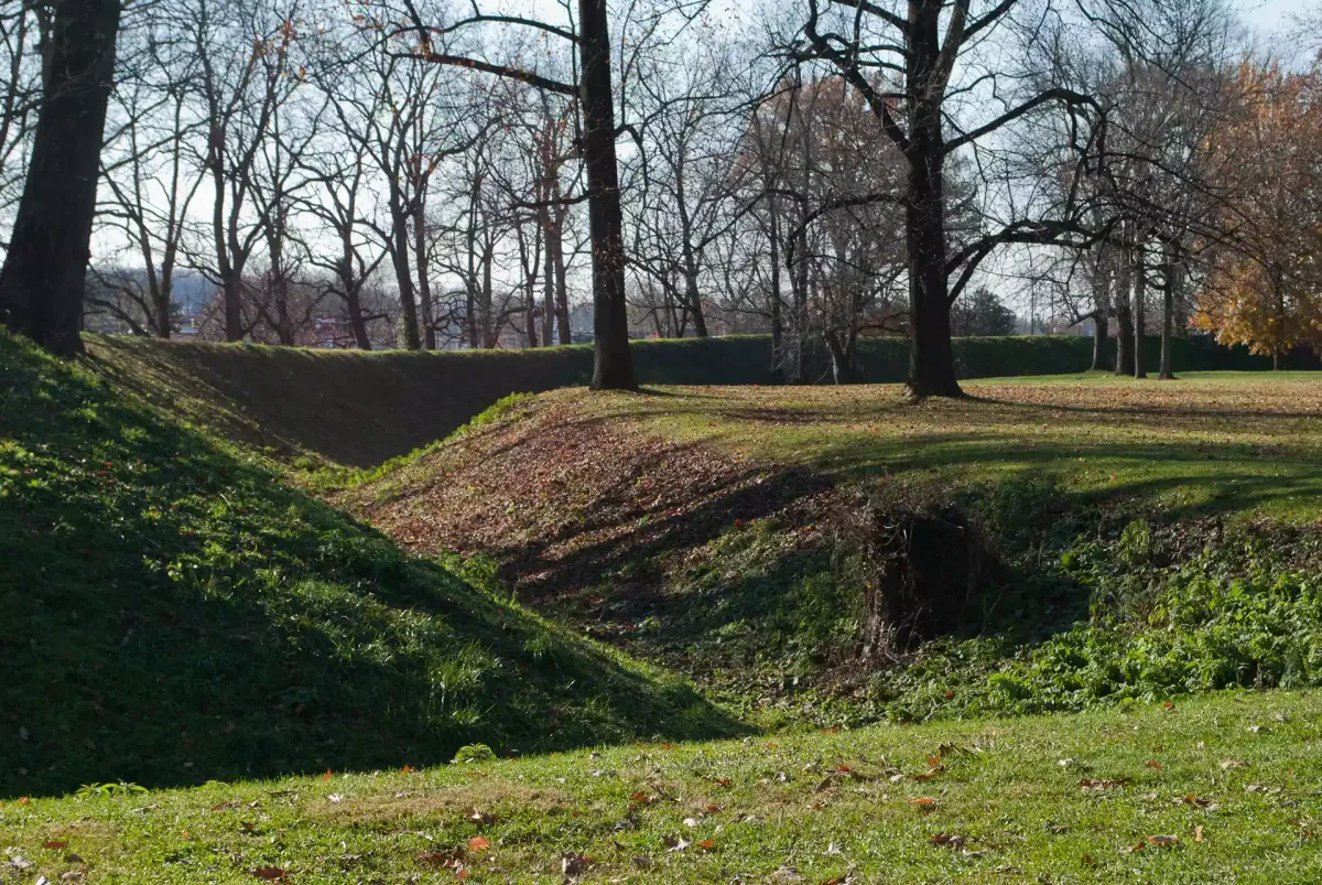 The People Behind the Earthworks: Hopewell Culture