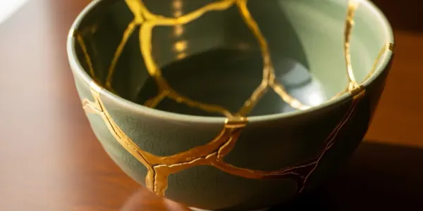 Kintsugi Philosophy and Materiality: Celebrating Brokenness